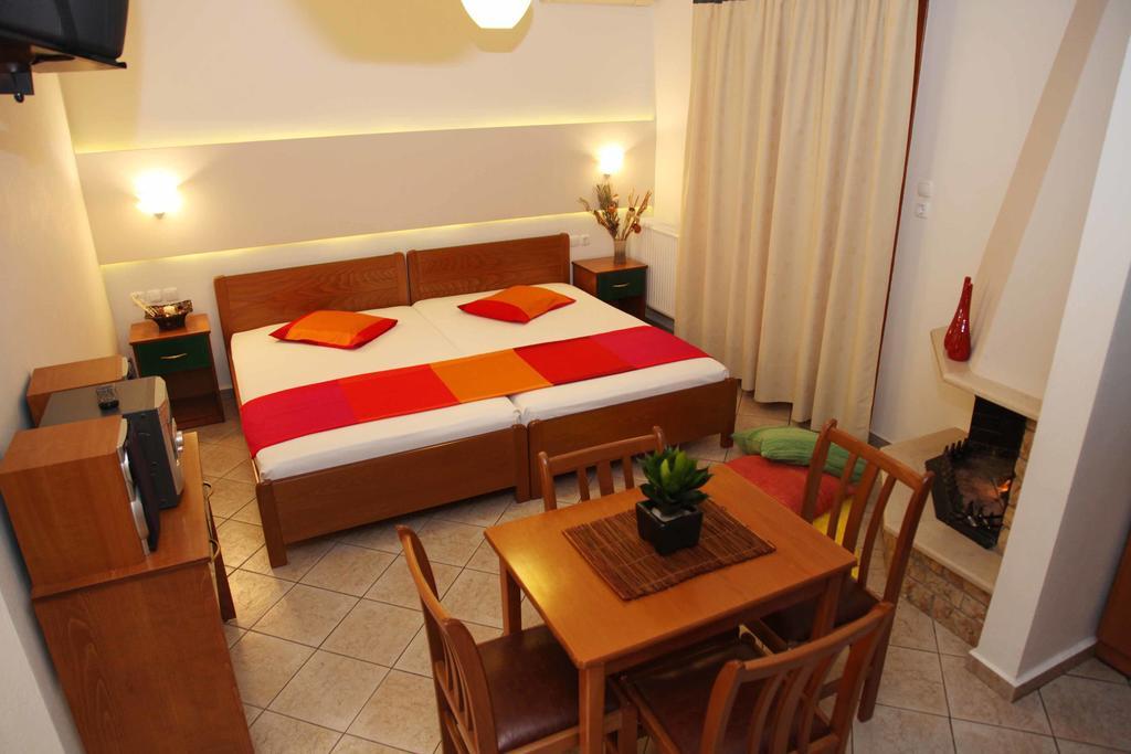 Vaya Apartments & Studios Платамонас Экстерьер фото