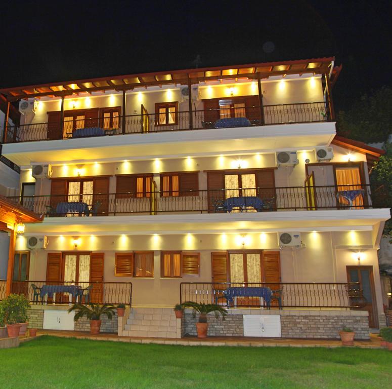 Vaya Apartments & Studios Платамонас Экстерьер фото